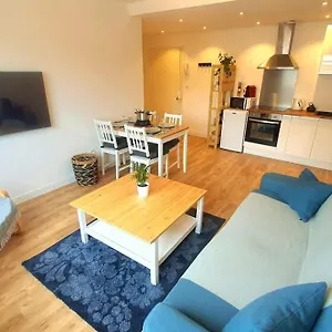 Appartement Feel At - 1 Min From Train Station Modern Renovated Flat, Annemasse
